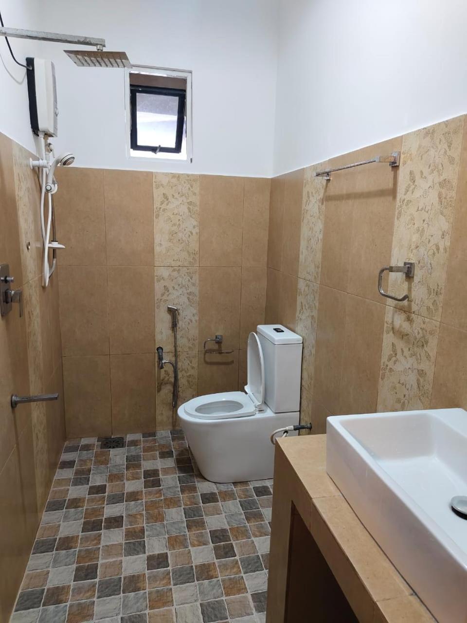 Queen'S Place Unawatuna Bagian luar foto